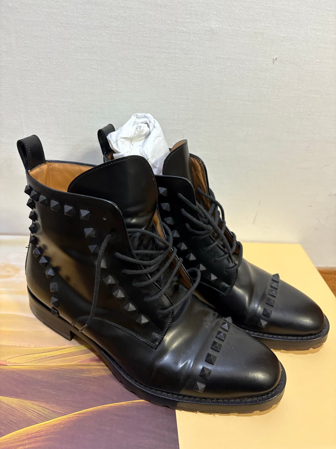 발렌티노 레더 스터드 부츠 상품이미지1