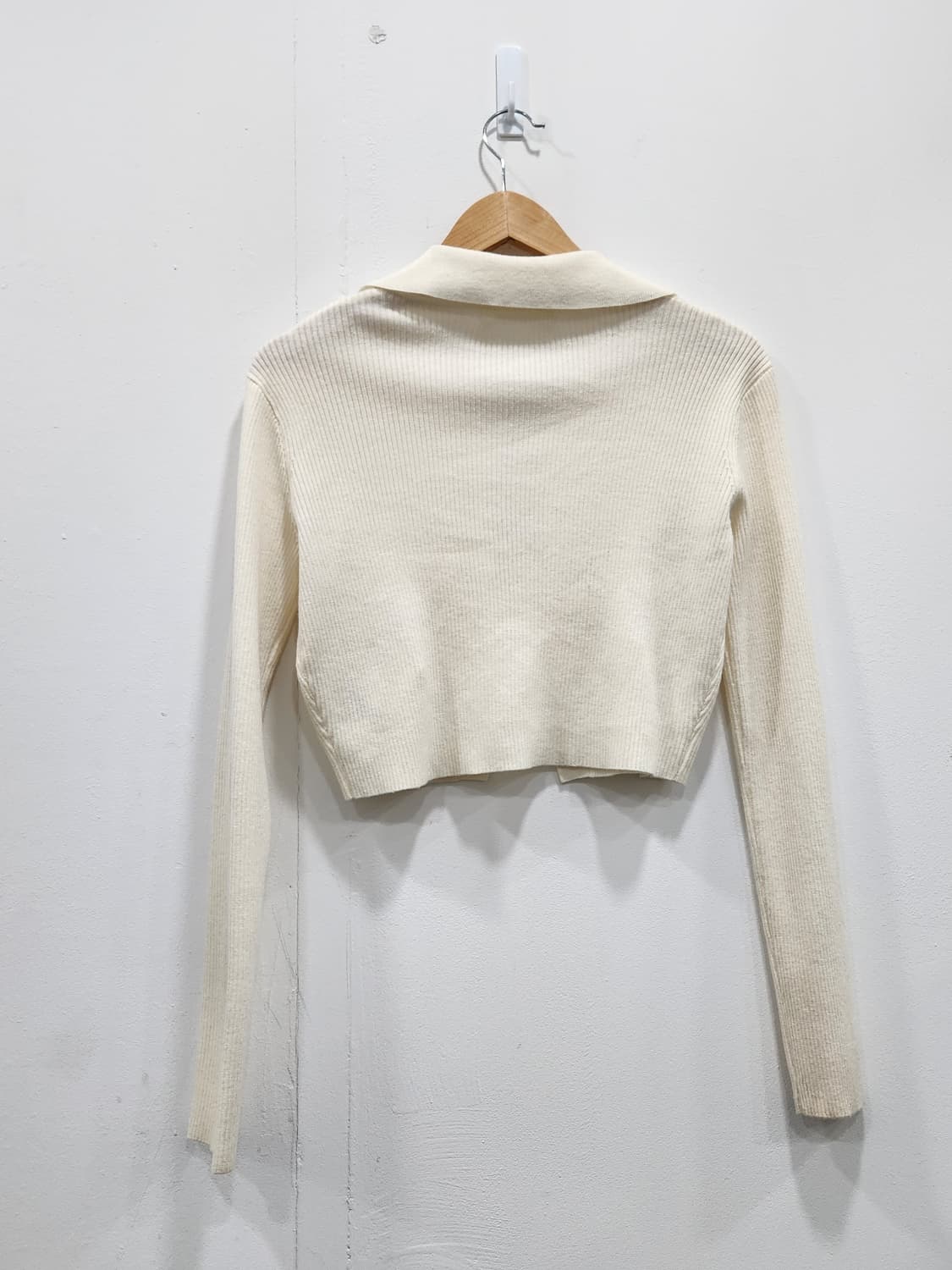 [F] 원더먼트 아이보리 카라넥 니트 가디건 상품이미지2