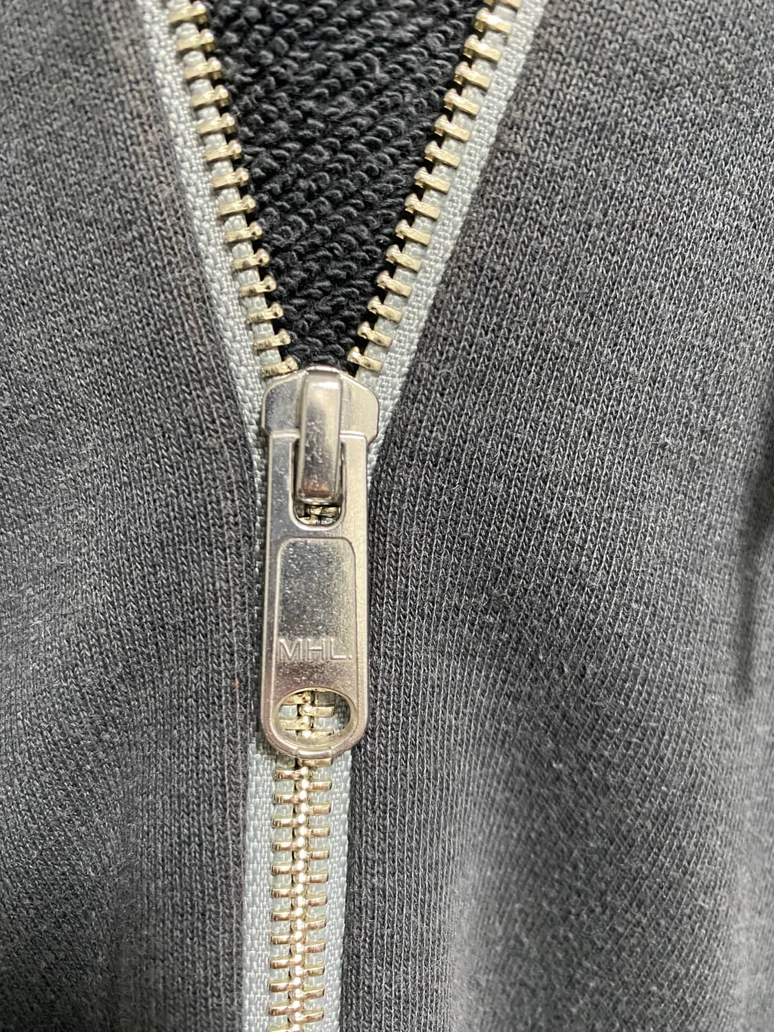 마가렛호웰 투웨이 다크그레이 집업 상품이미지5