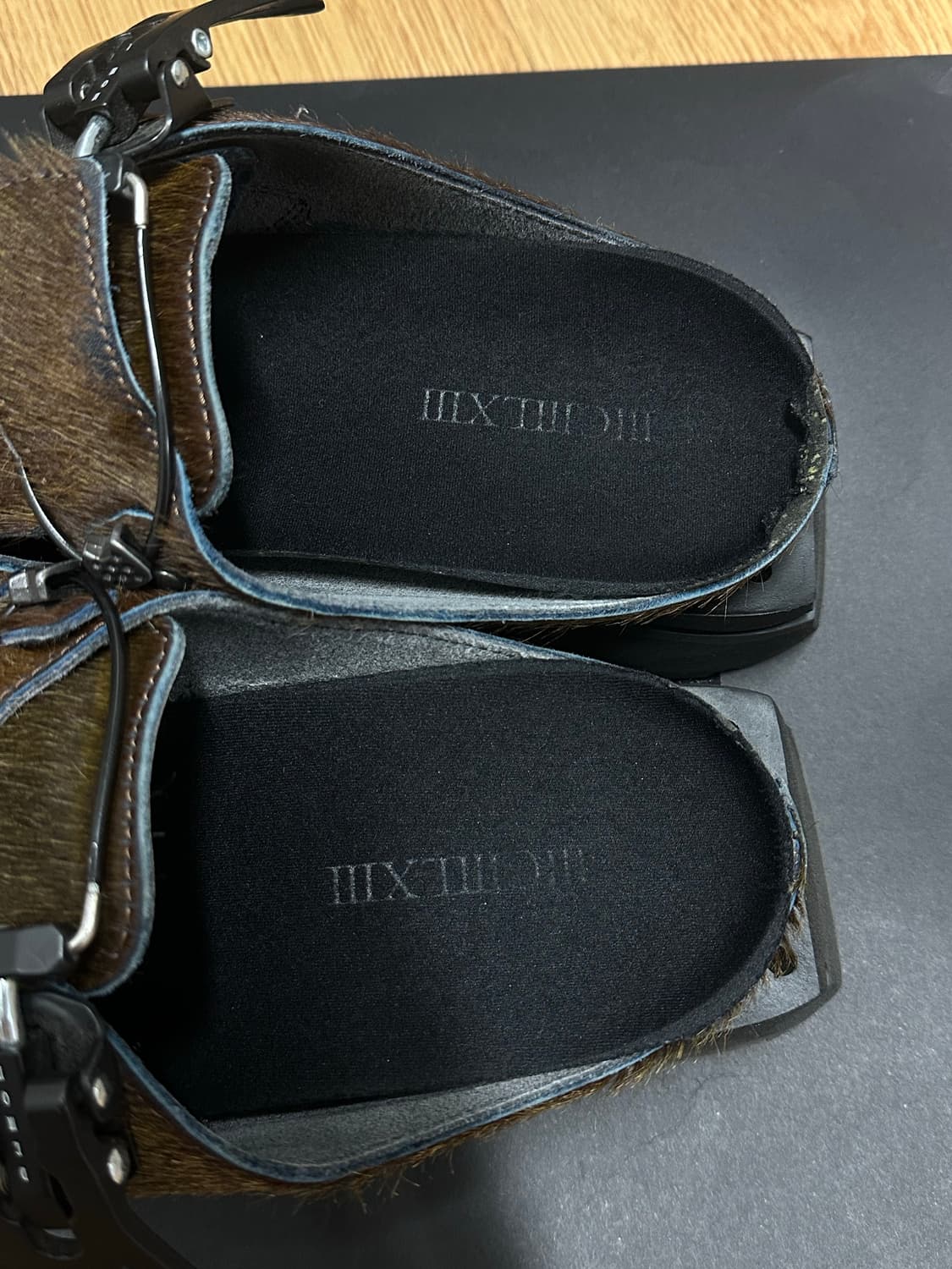 데몬 송치 뮬 42size 상품이미지3