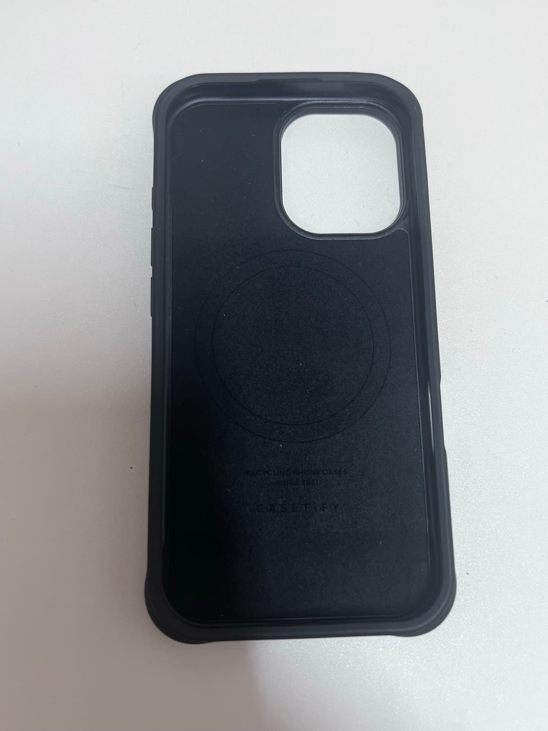 케이스티파이 16프로 케이스 상품이미지4