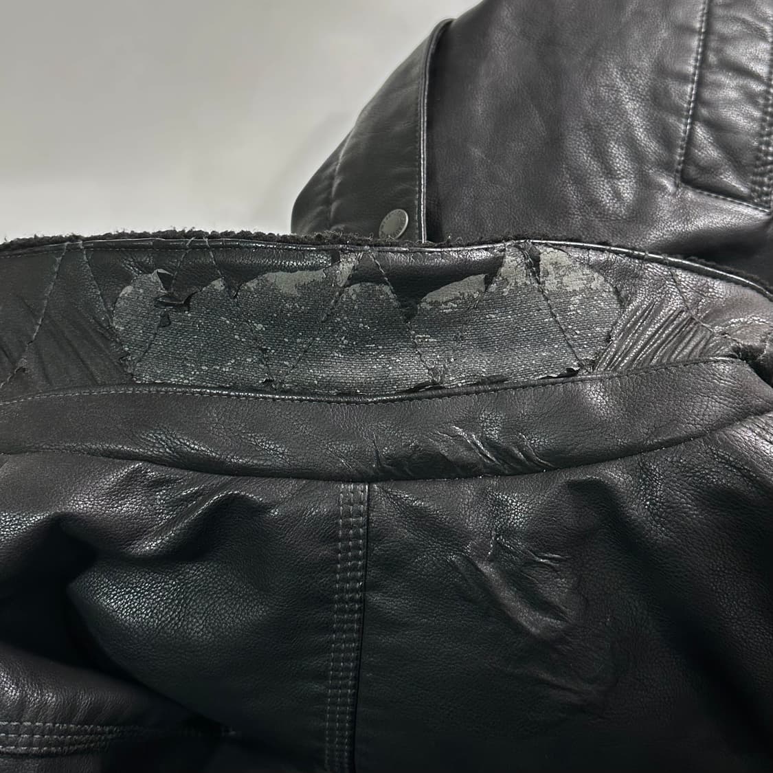 리바이스 페이크레더 트러커 자켓   상품이미지6