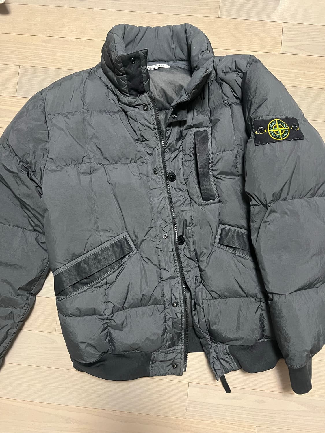 스톤아일랜드 크링클랩스 패딩 그레이 105 상품이미지1