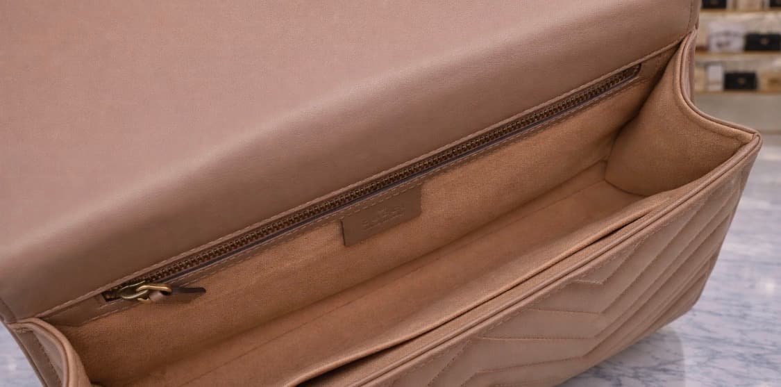 [S급] 구찌 GG 마몽 마틀라세 클러치백 판매합니다!!! 상품이미지3