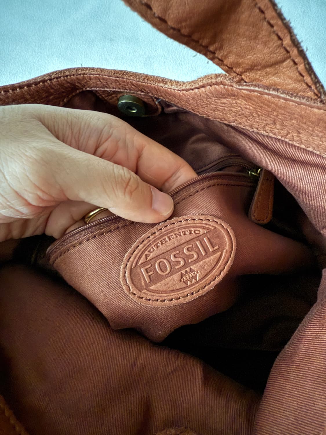 파슬(FOSSIL) 레더 토트 크로스백 상품이미지8