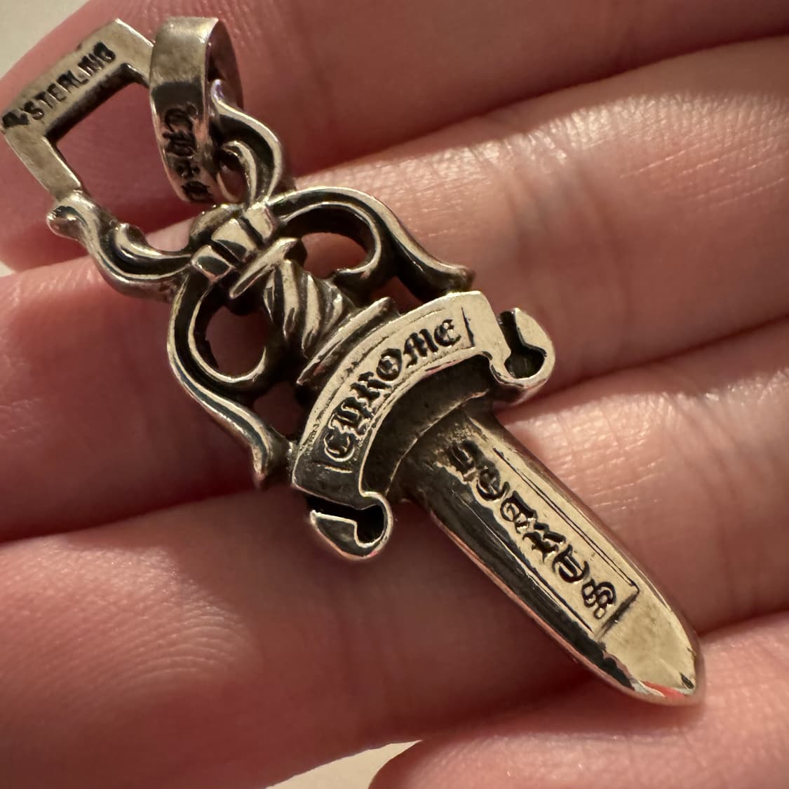 크롬하츠 대거m 펜던트 상품이미지4