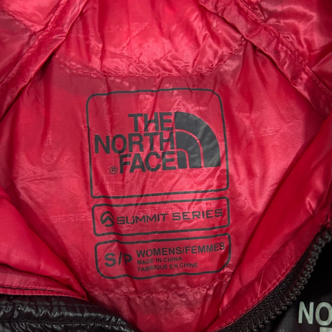 The north face 노스페이스 다크퍼플 900 패딩 상품이미지5