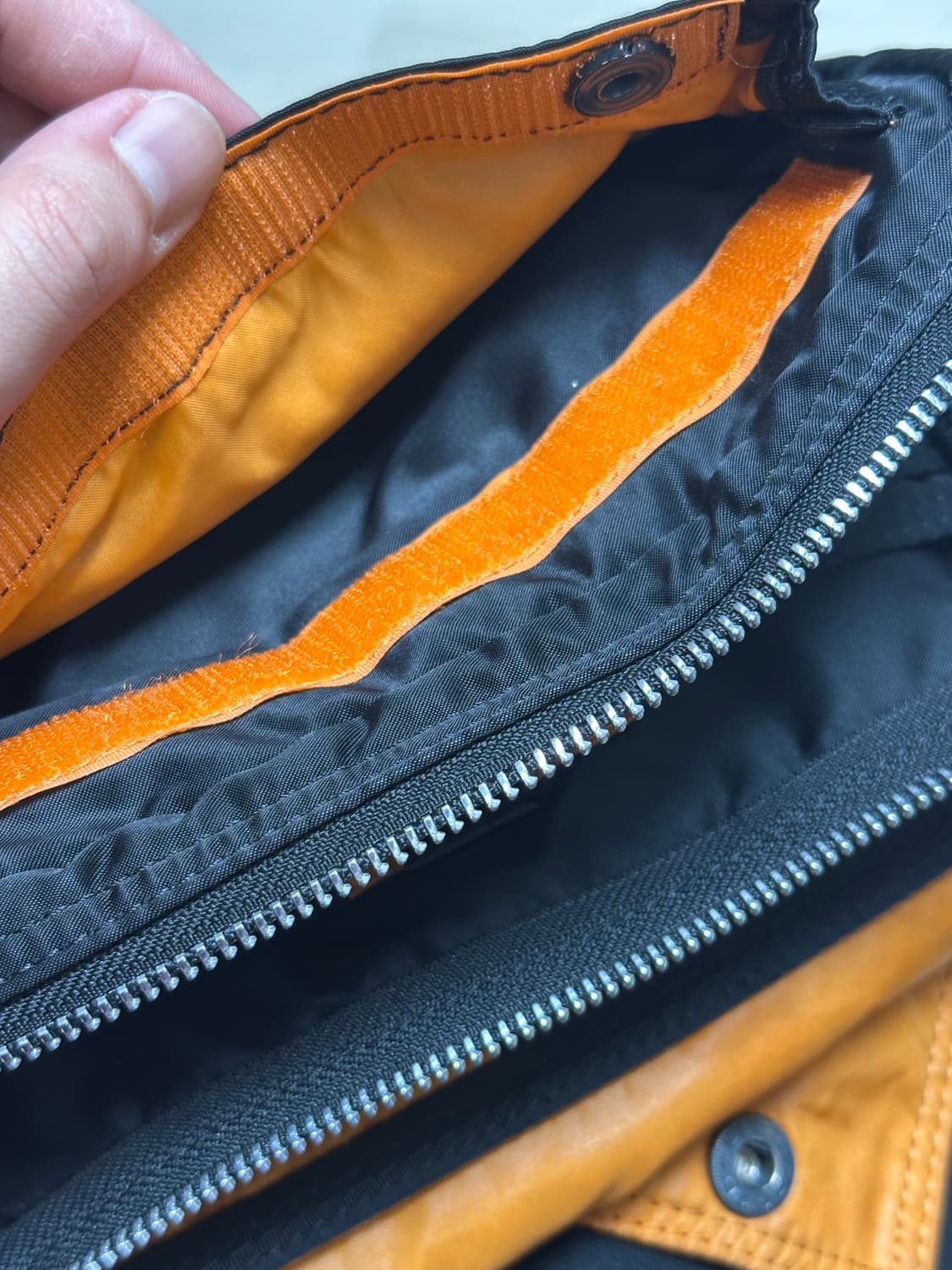 Porter 요시다 포터 탱커 스냅 숄더백 블랙 상품이미지9