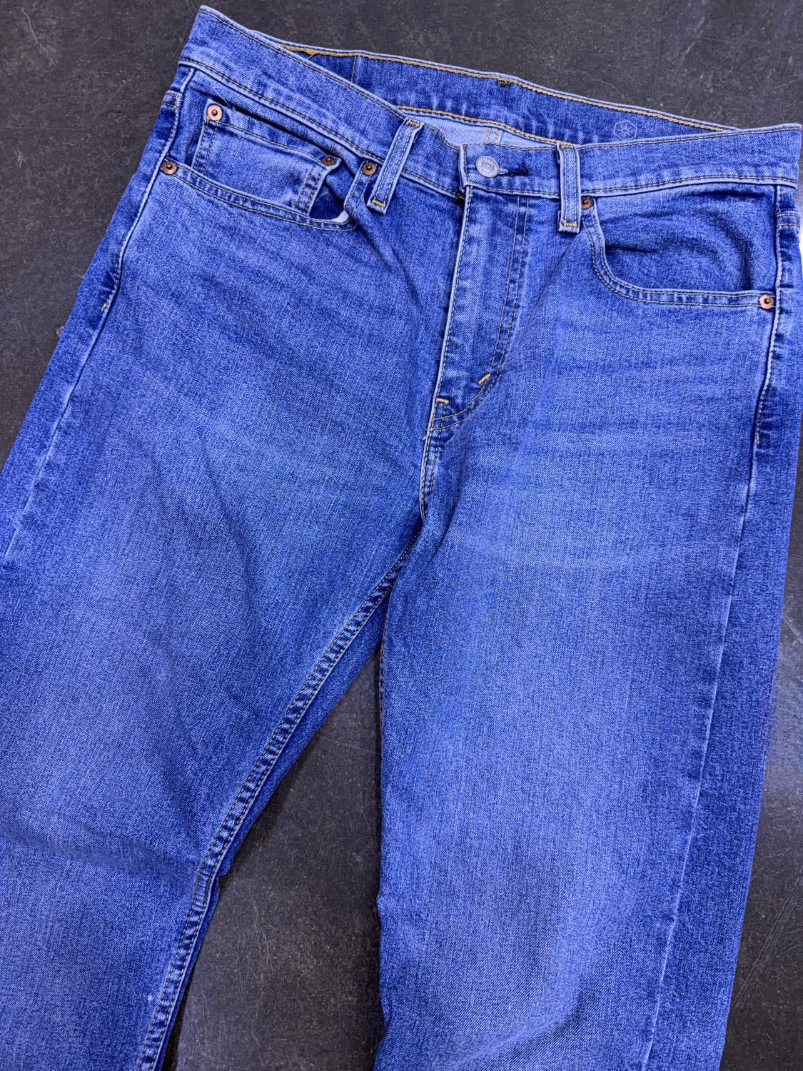 리바이스 502 테이퍼드핏 기능성 코튼 빈티지 중청 데님팬츠 32 상품이미지3