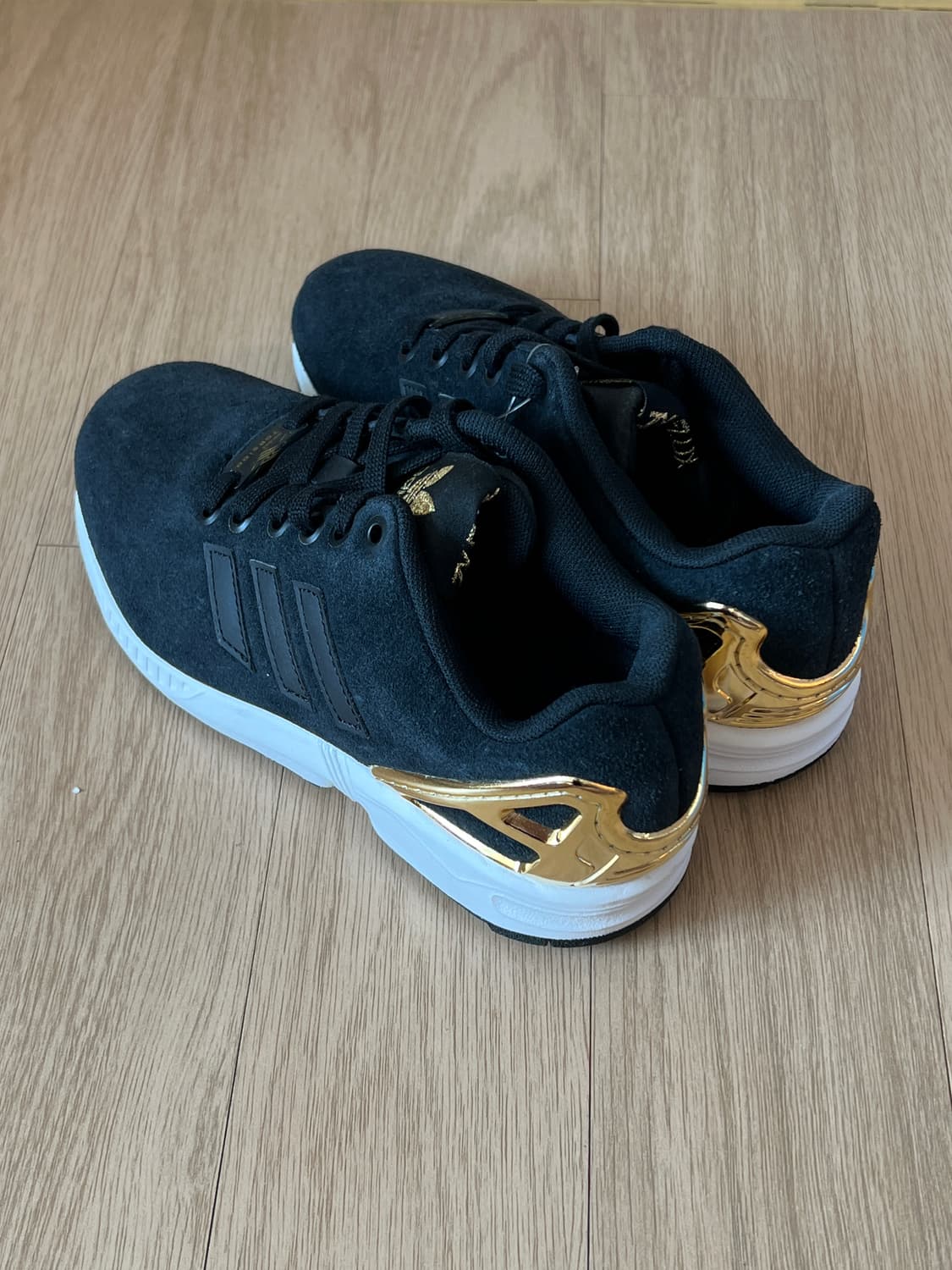 [225mm] [새제품] 아디다스 ZX 플럭스 (블랙/골드) 상품이미지8