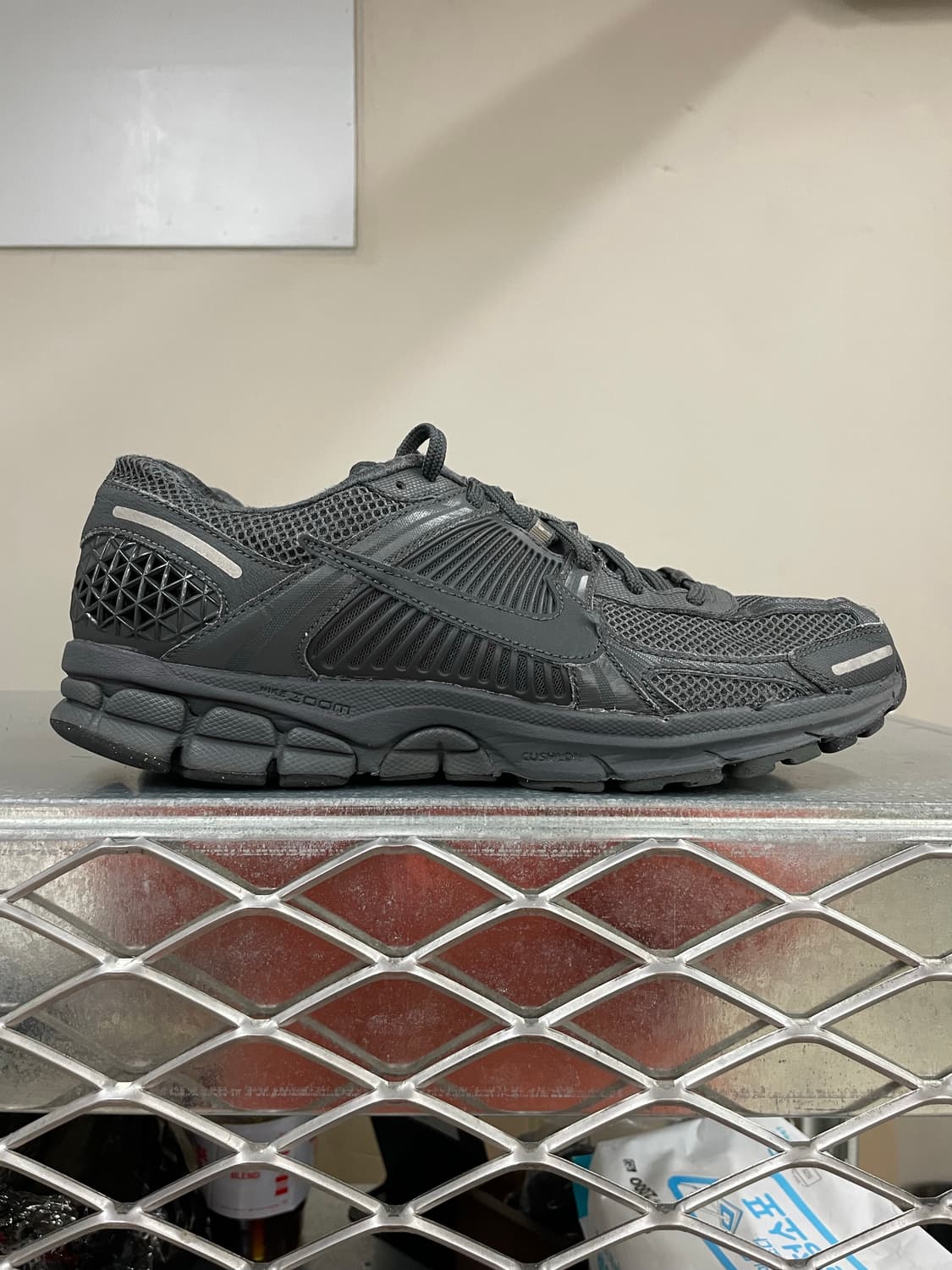 나이키 줌 보메로 5 앤트러사이트 280 (gr-4492) 상품이미지4