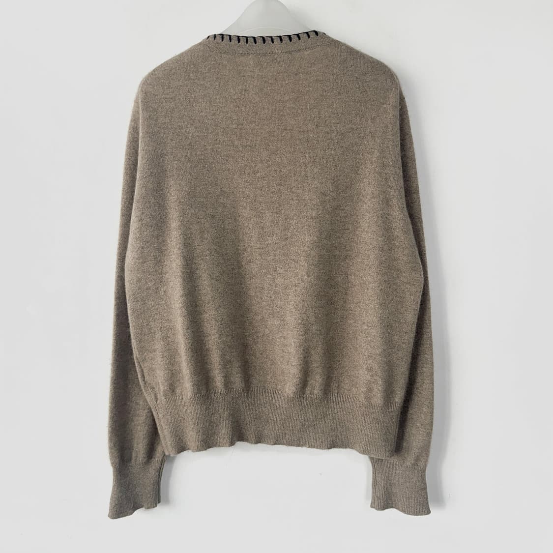 몽골 MCK 캐시미어 브이넥 니트 가디건 상품이미지4