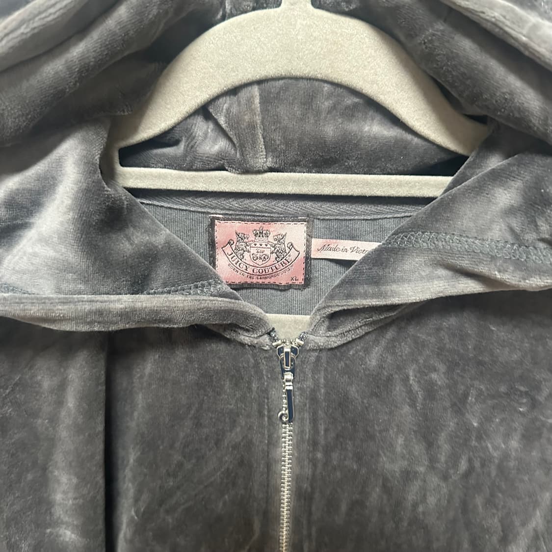 쥬시꾸뛰르 벨벳 후드집업 상품이미지3