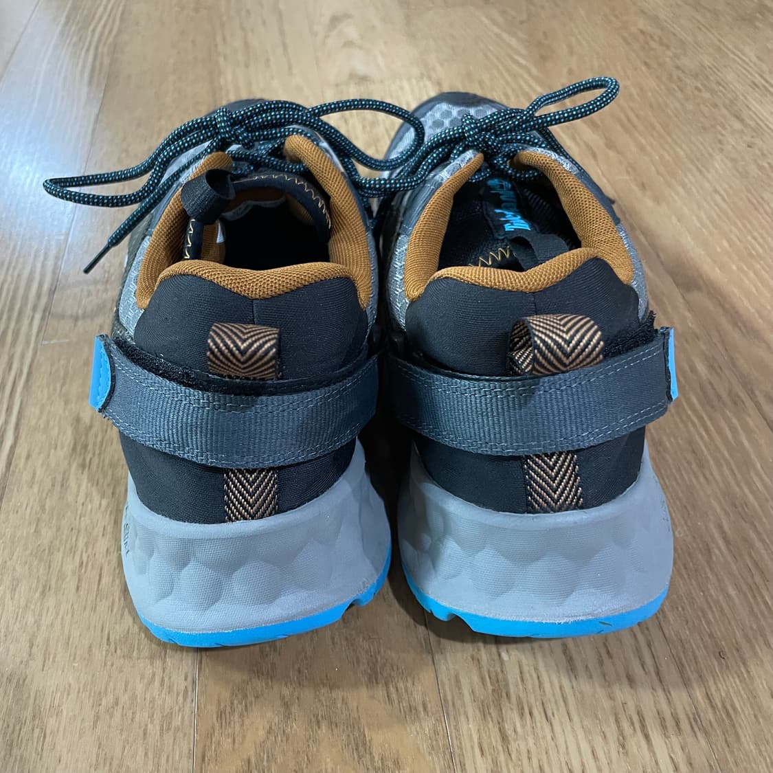 팀버랜드 솔라웨이브 운동화 275 상품이미지4