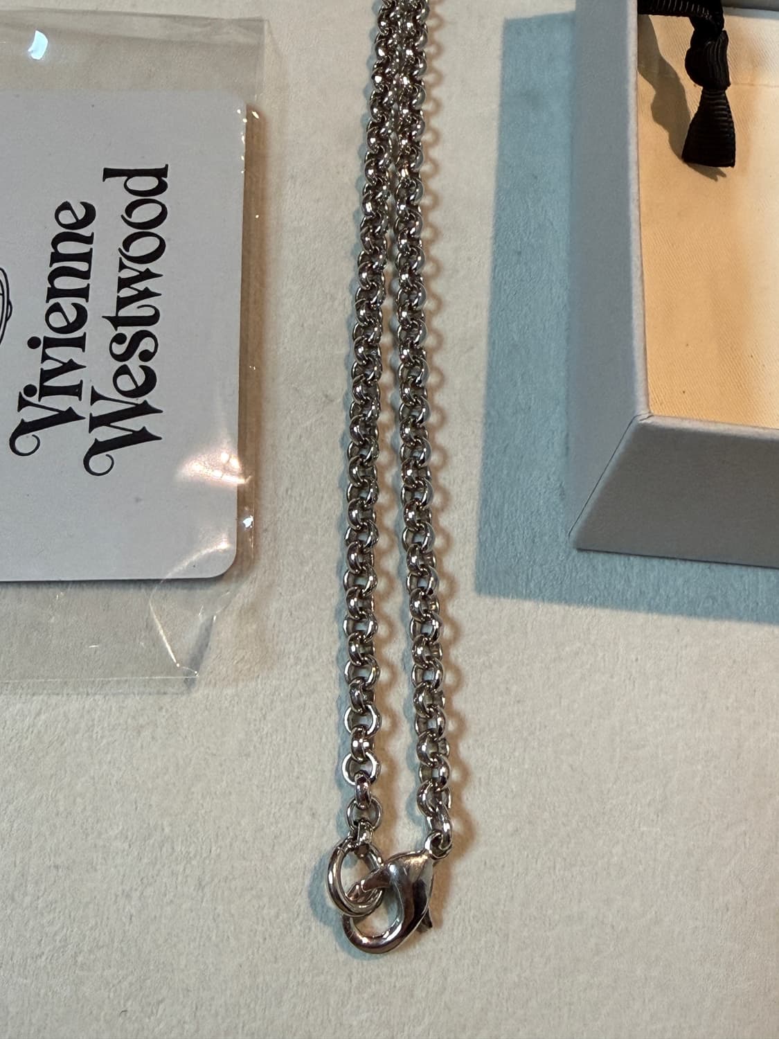 비비안 웨스트우드 이모진 목걸이 Vivienne Westwood 홍은채  상품이미지6