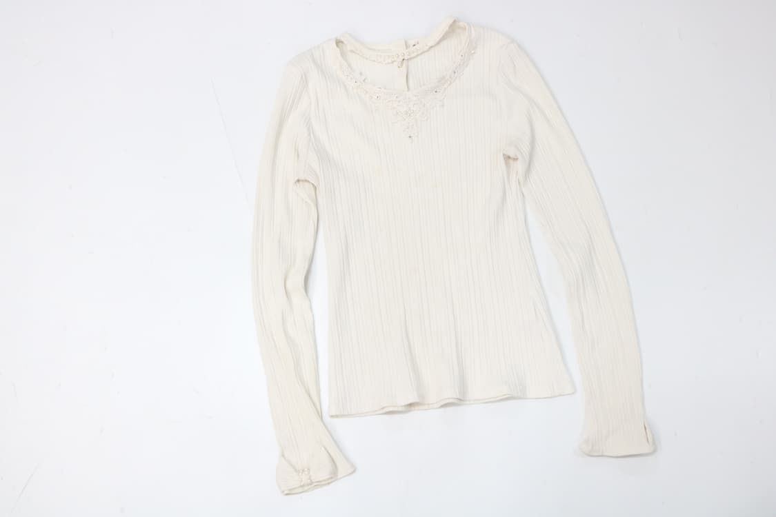 엑시스팜 큐빅 디테일 긴팔티셔츠 상품이미지4