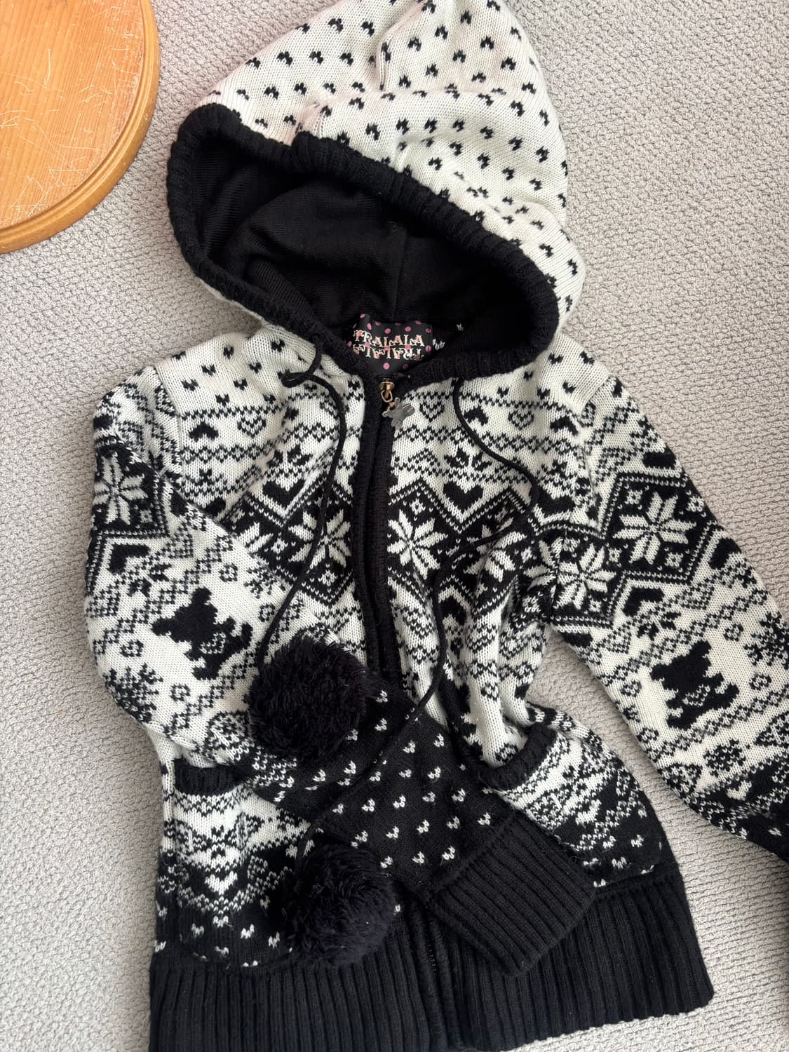 트랄라라 일본 빈티지 노르딕 니트집업 상품이미지1