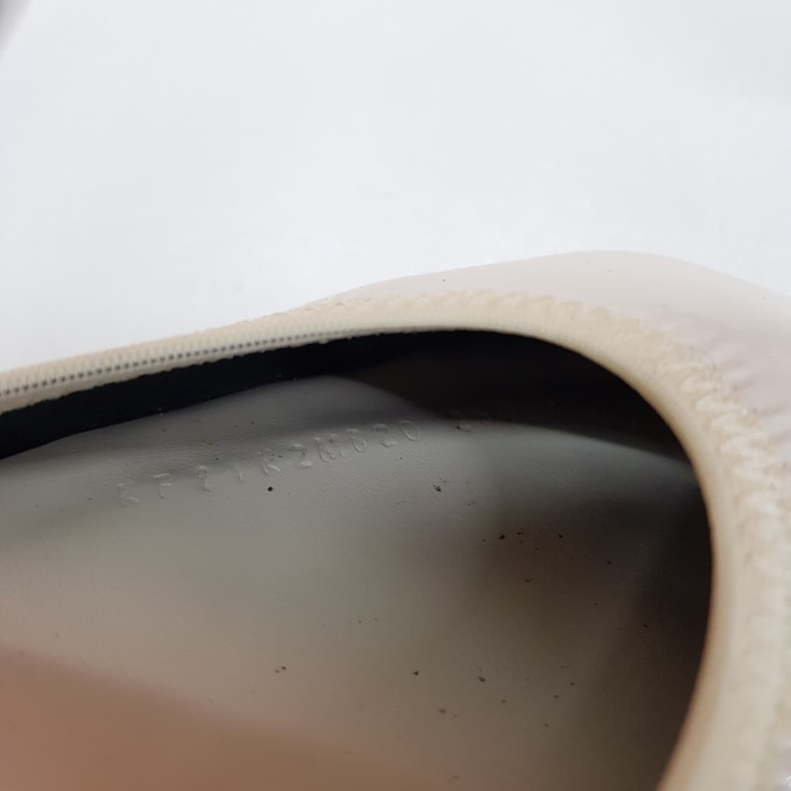 구호 KUHO 에나멜  로우힐  슬링백 250사이즈 상품이미지7