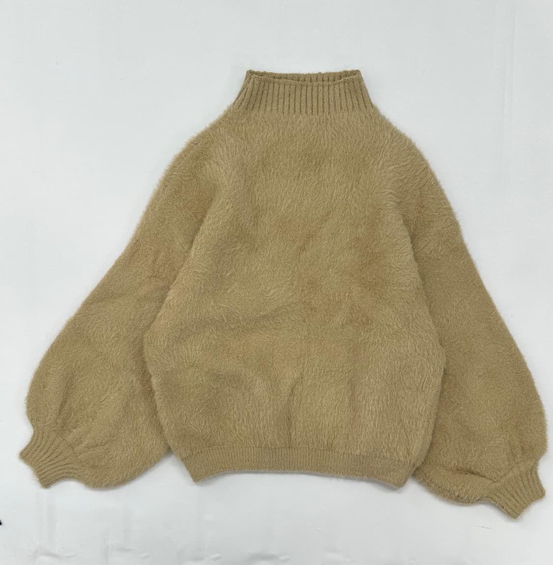 ☕️라떼갸루 크림 앙고라st 폭닥 니트☕️ 벌룬소매 루즈핏 목폴라 니트 상품이미지3