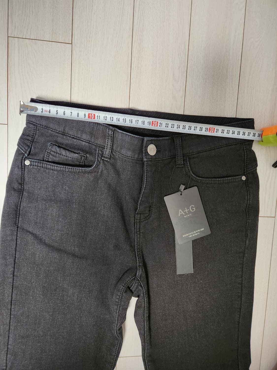 A+G 블랙 기모 데님 청바지 사이즈29

A+G 블랙 데님 바지 29사 상품이미지3