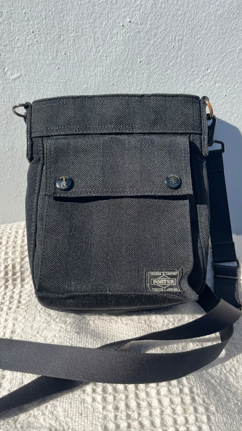 요시다 포터 PORTER TANGO BLACK 숄더백 상품이미지4