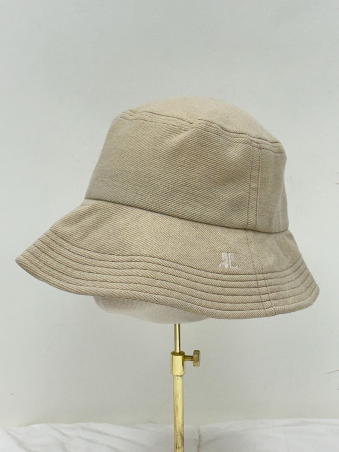 courreges / 꾸레쥬 베이지 버킷햇 상품이미지8