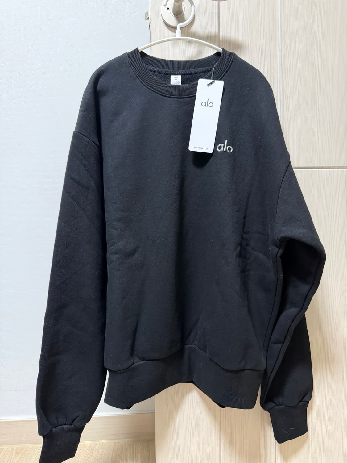 ALO Yoga 어콜레이드 크루넥 풀오버 기모맨투맨 상품이미지1
