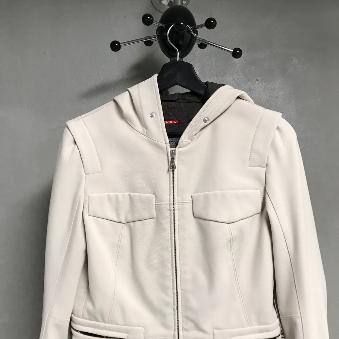 프라다 스포츠 후드 자켓 베이지 42(W) 상품이미지2