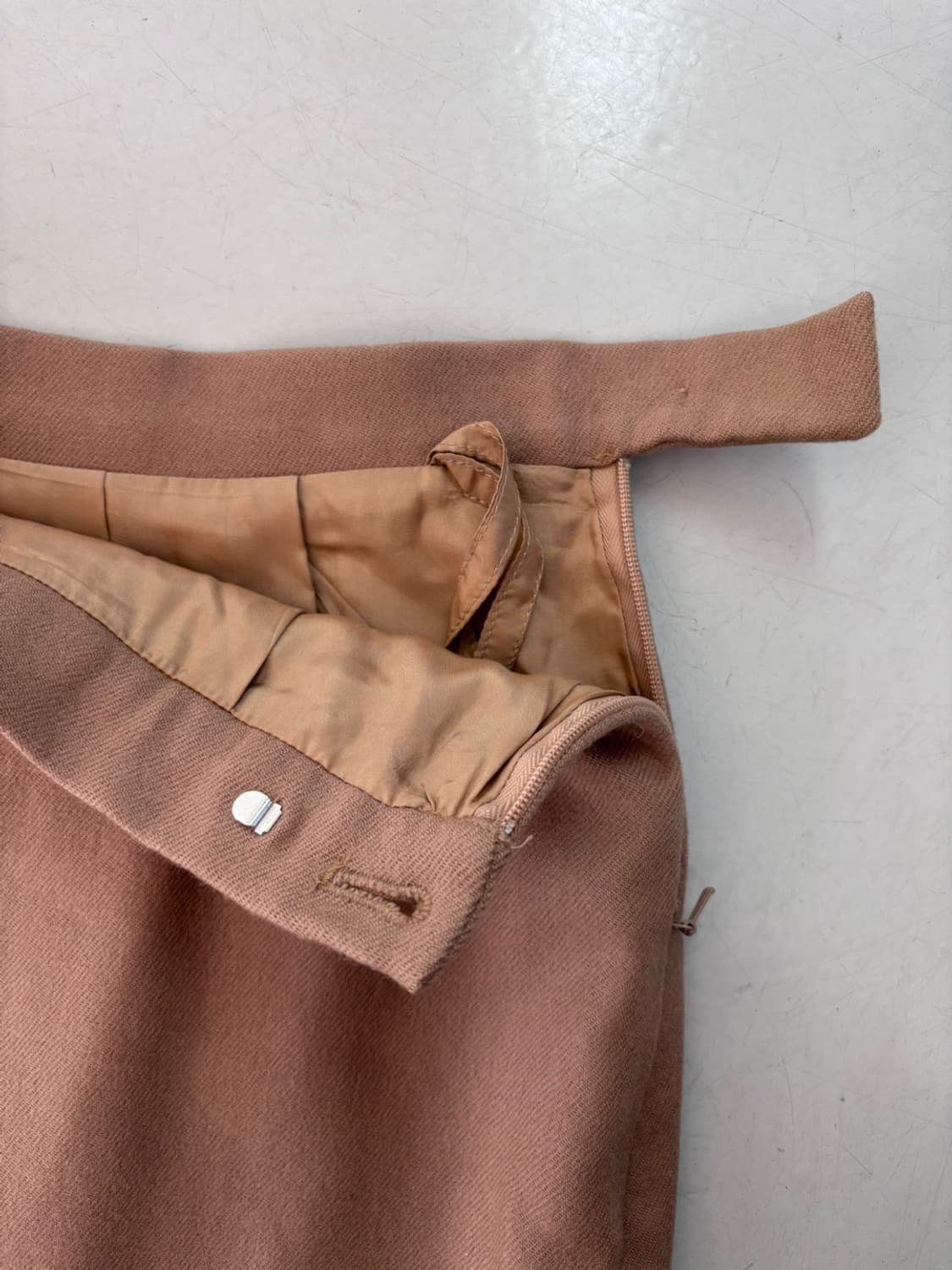 Vintage Burberry Wool Skirt 상품이미지6