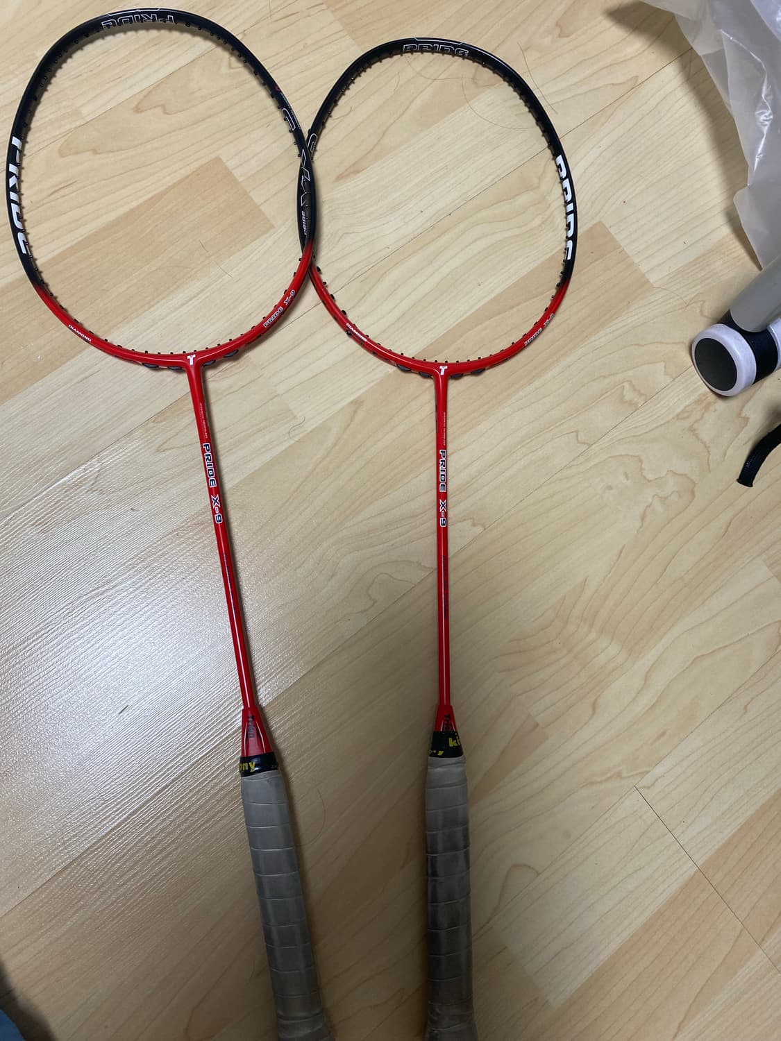 트라이온 PRIDE 피나인 P-9 엑스나인 X-9 (줄 없음) 라켓 2개 상품이미지1