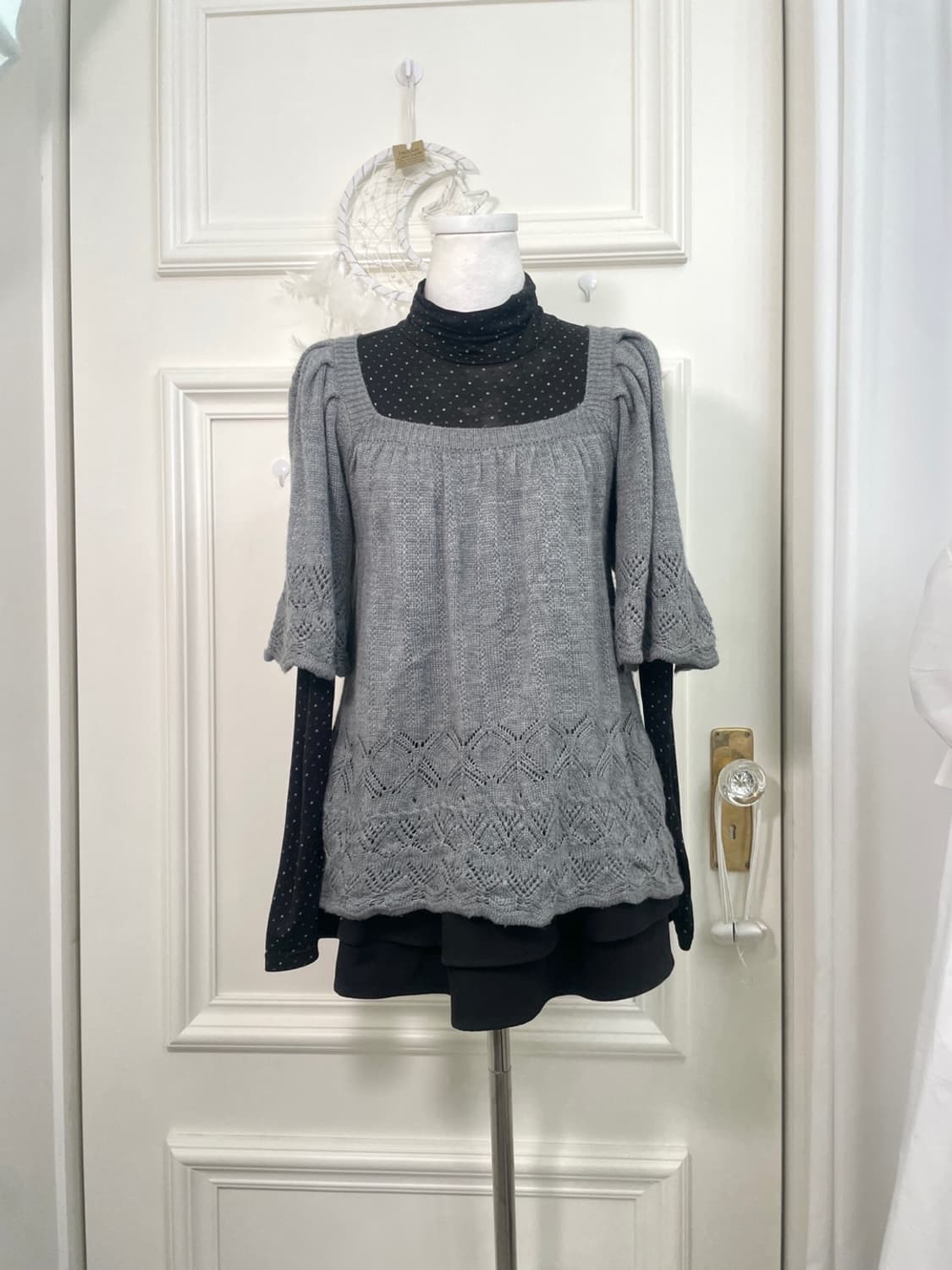 charcoal crochet shirring  puff sleeve k 상품이미지1
