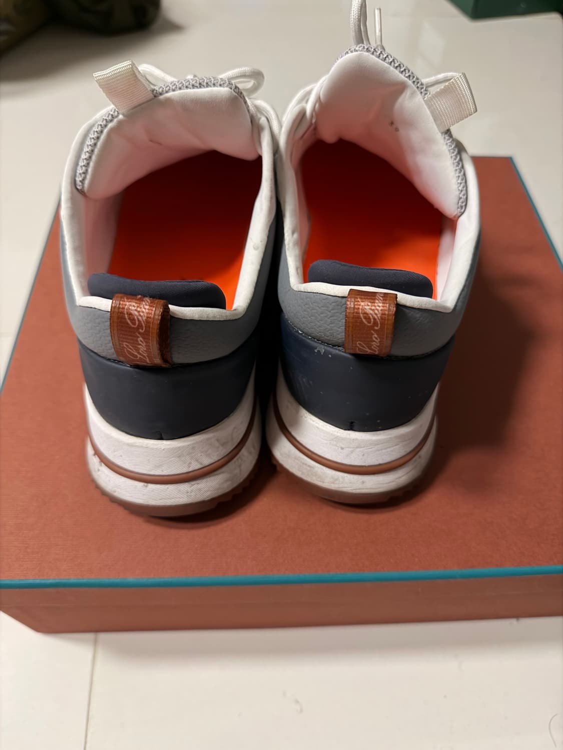 로로피아나 위크엔드 스미커즈39 상품이미지3