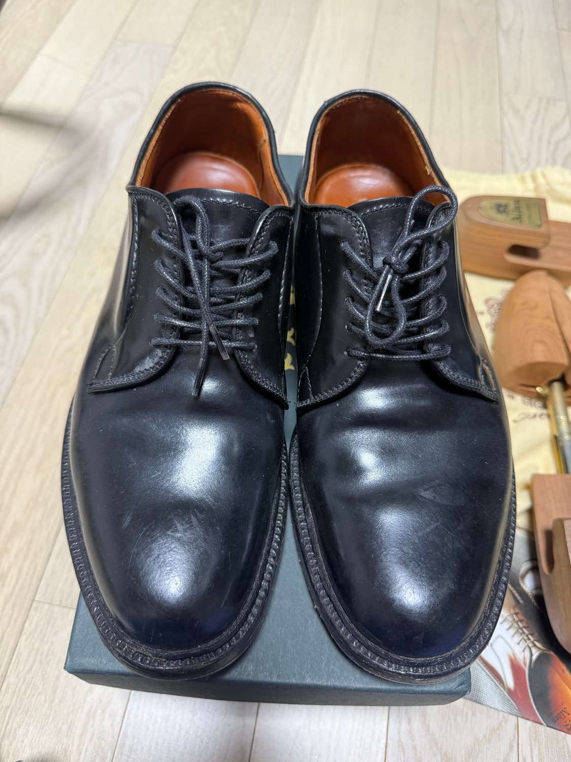 알든 9901 블랙 더비 슈즈 상품이미지1