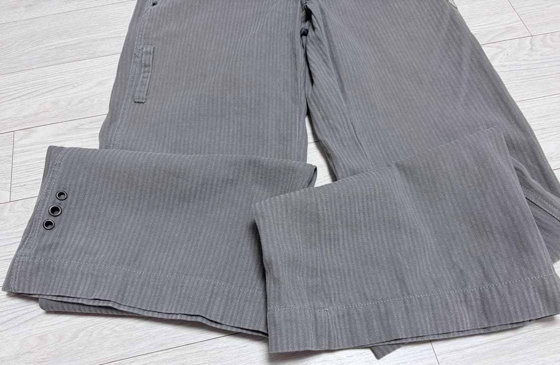 코이세이오 로우라이즈 스트라이프 부츠컷 그레이 상품이미지3