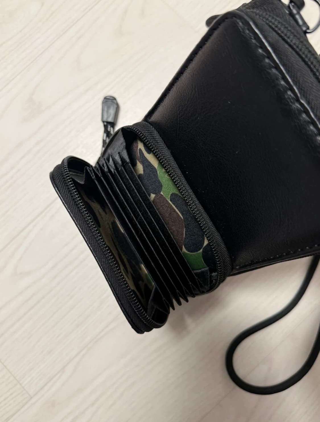 일본 베이프 미니 크로스백 상품이미지3