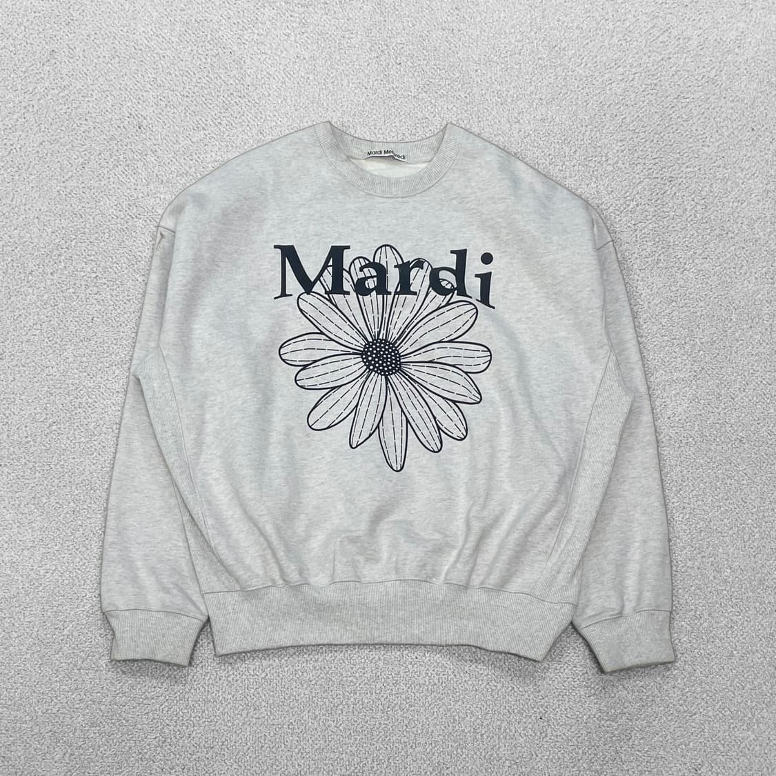 마르디메크르디 플라워 맨투맨 상품이미지2