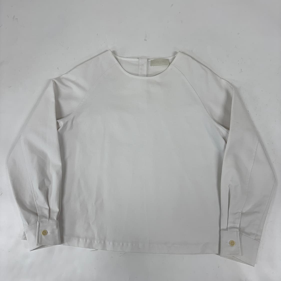 제이리움 플로위 코튼 와이드 블라우스 크림 상품이미지1