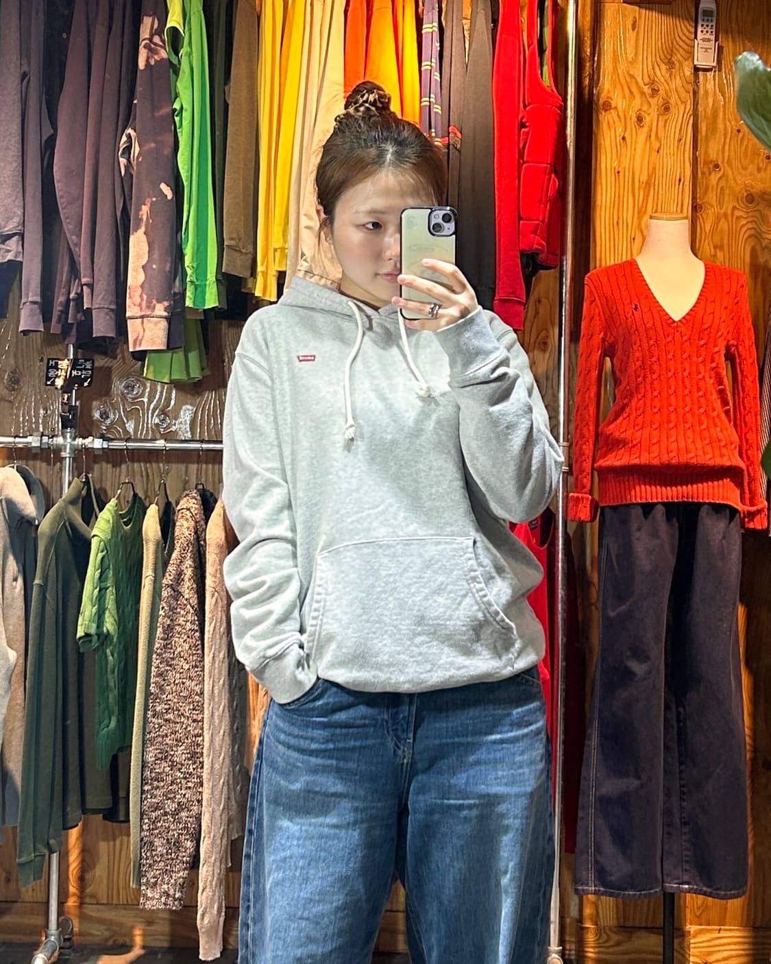 M 리바이스 스몰로고 레드탭 화이트 기모 후드티 상품이미지1