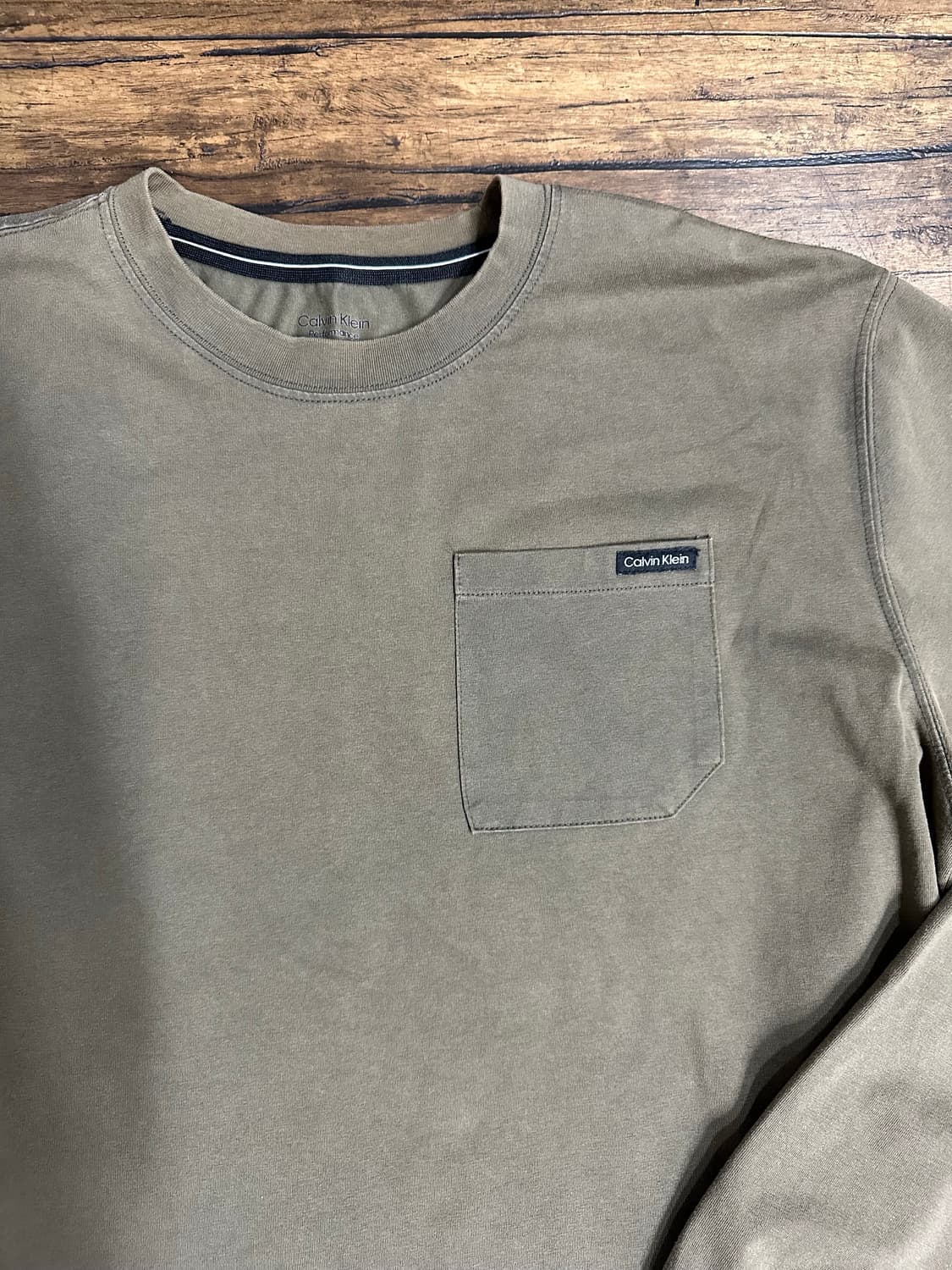 캘빈클라인(Calvin Klein) 포켓 롱슬리브 티셔츠 카키 긴팔 XL 상품이미지2