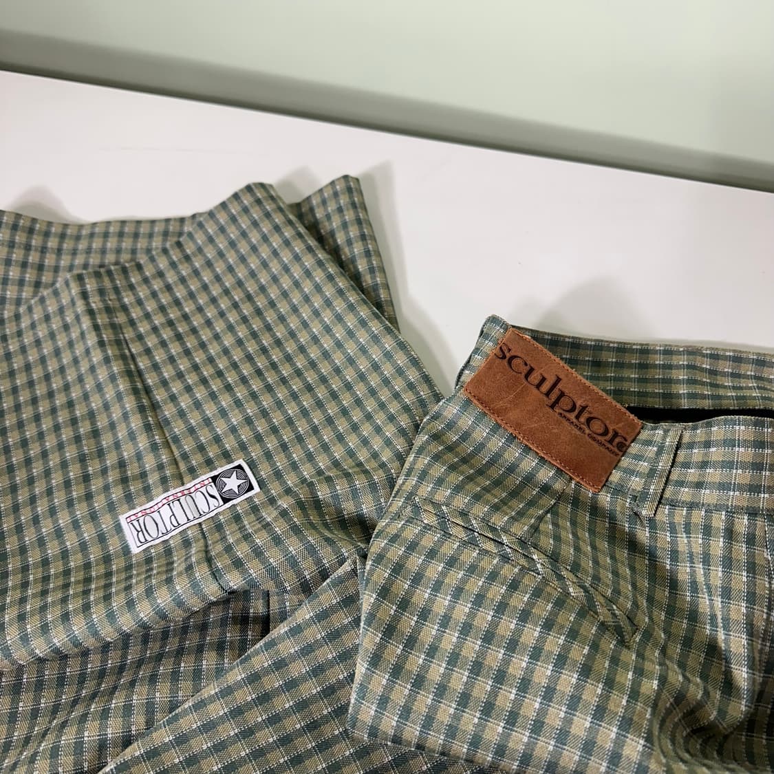 우먼M 스컬프터 벌룬와이드핏 하이웨스트 투턱 체크 린넨팬츠 상품이미지1