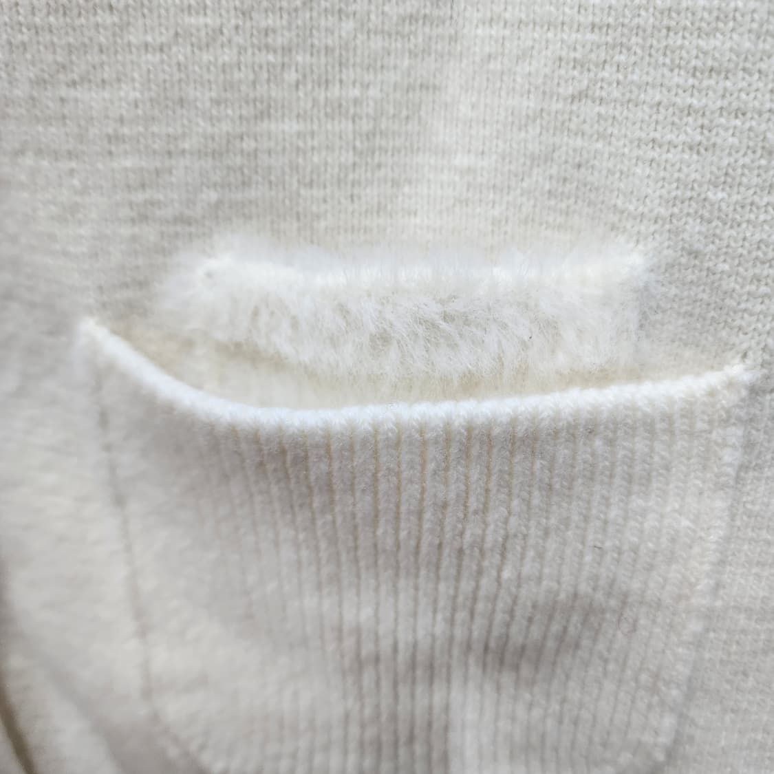 LATT 래트 울 캐시미어  가디건 95 보관용제품 상품이미지3