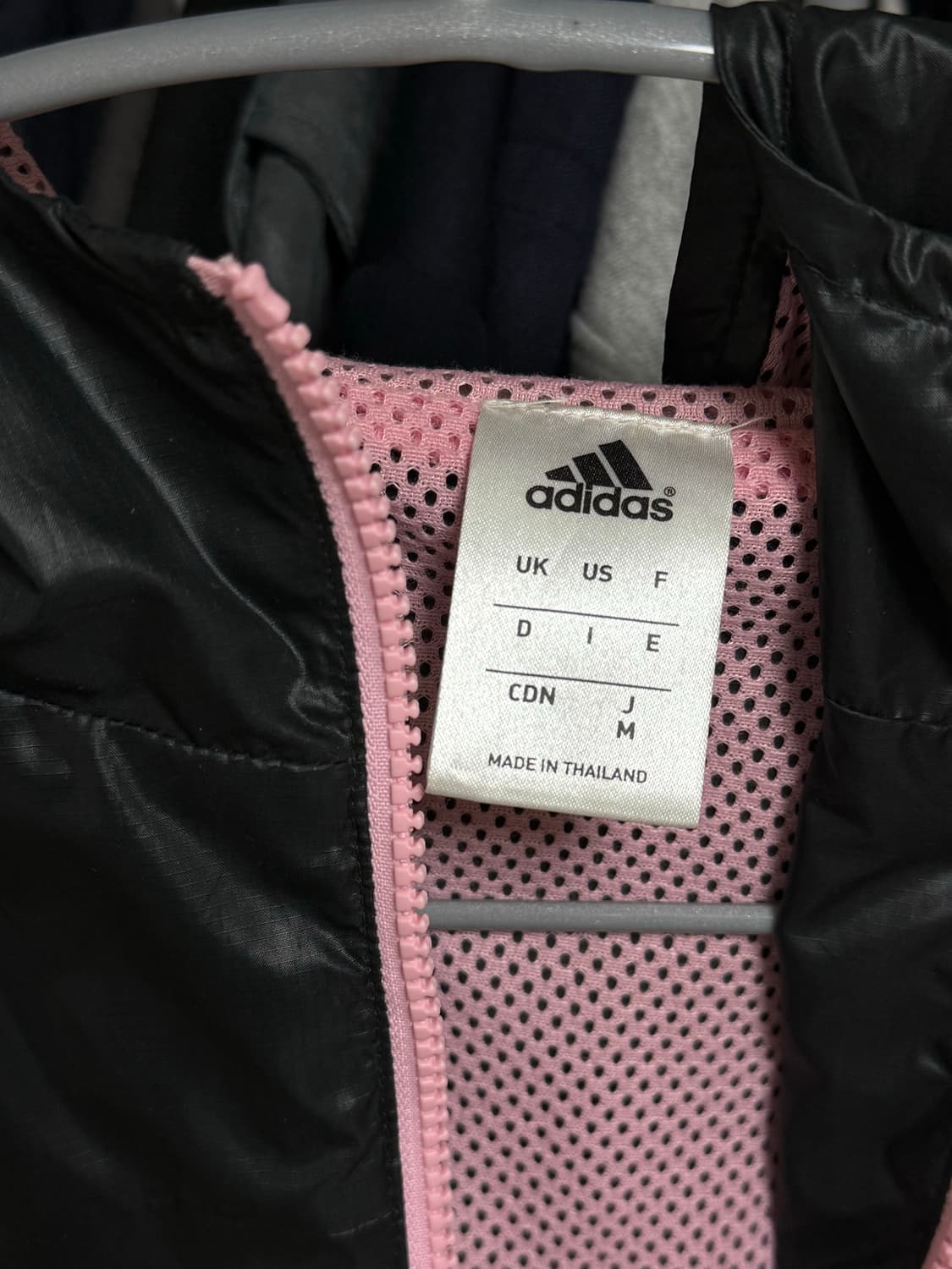 핑크 유광 아디다스 바람막이 상품이미지3