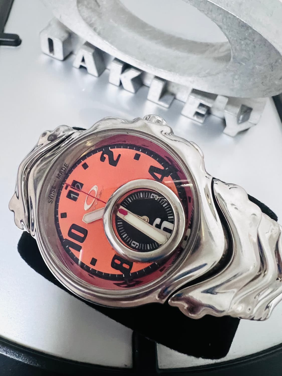 Oakley Judge 2 Cooper Orange Metal watch 상품이미지4