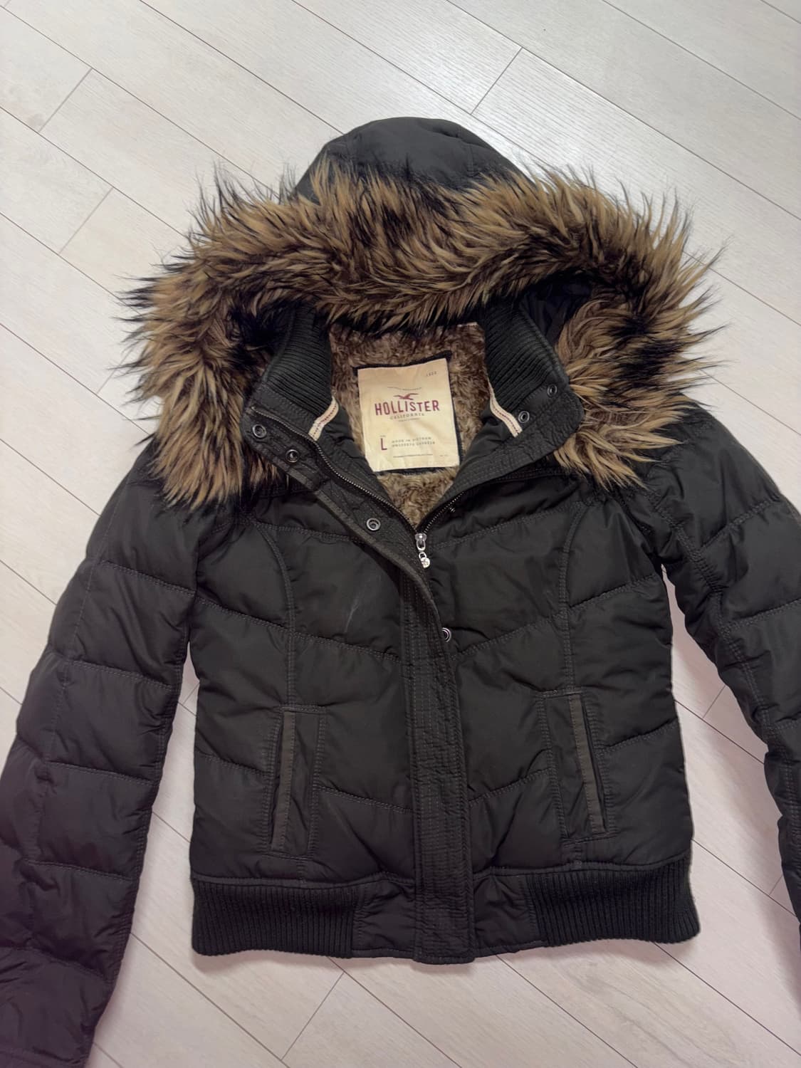 홀리스터 울프죠 털 후드 패딩 L 상품이미지2