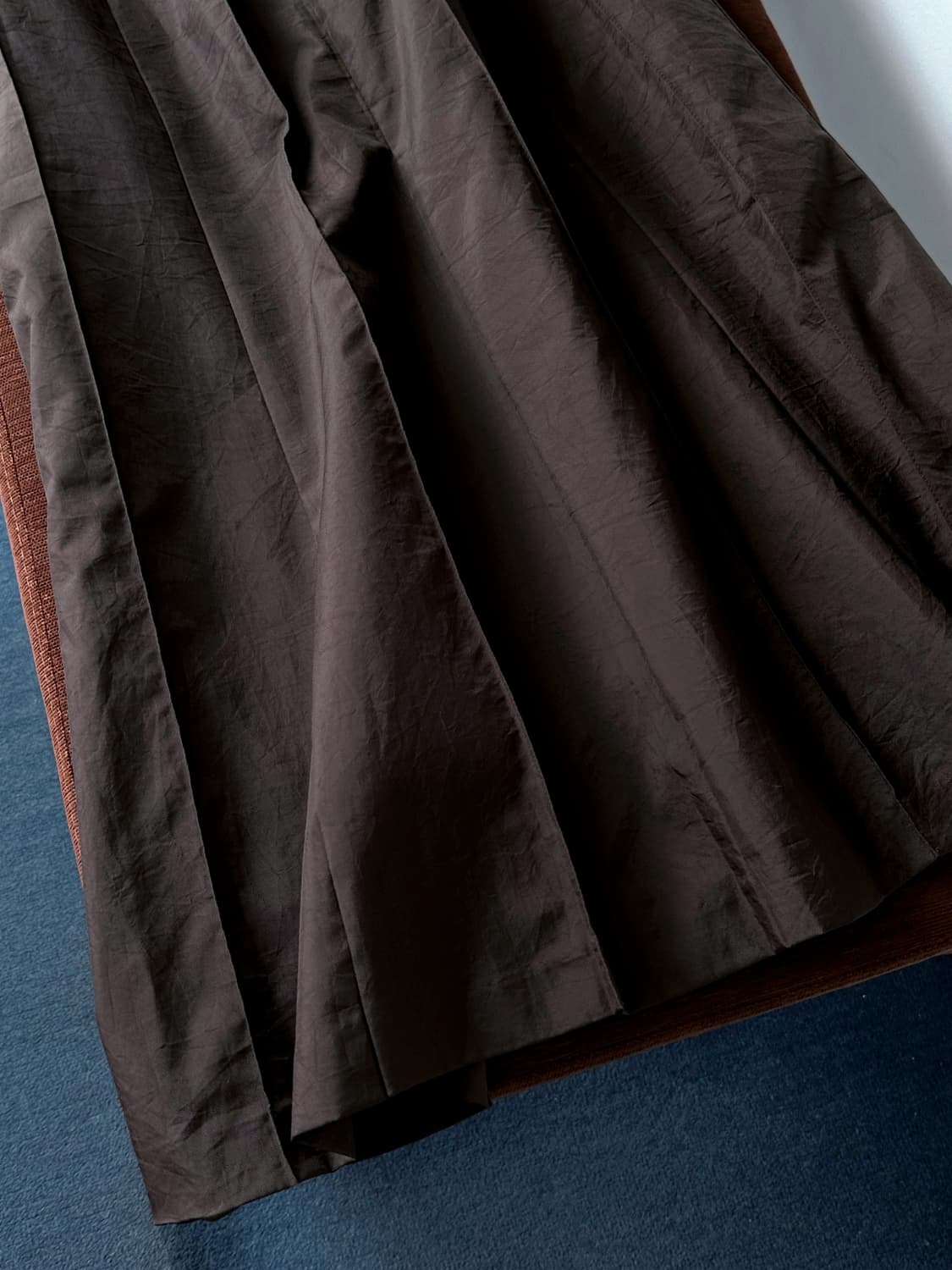Washed nylon fabric design panel skirt 상품이미지3