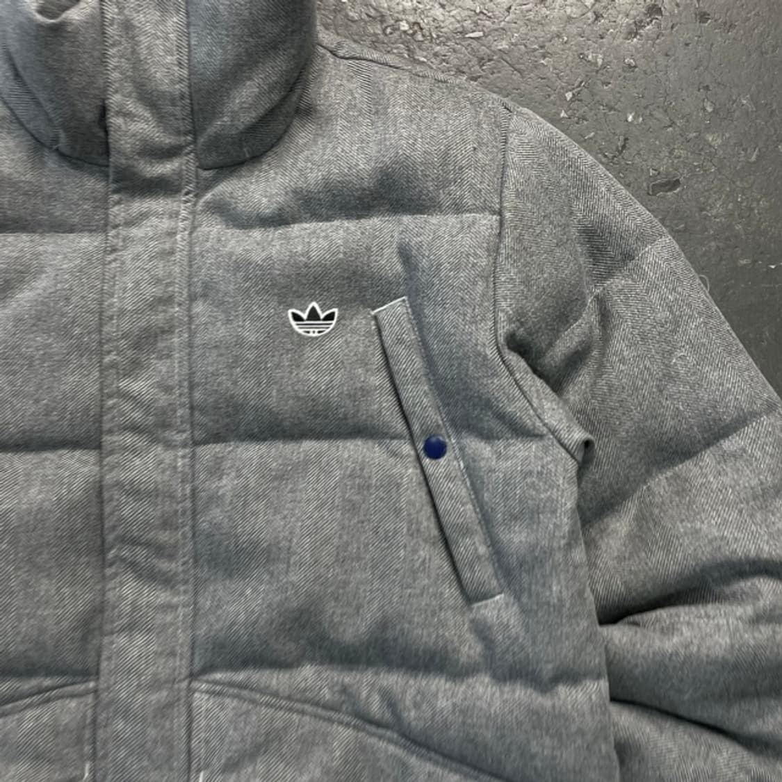 95-100 아디다스 해링본 덕다운 패딩 상품이미지2