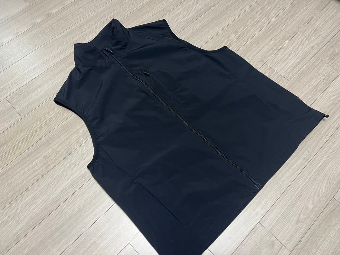 유니클로 윈드블럭 베스트 L 블랙 상품이미지2