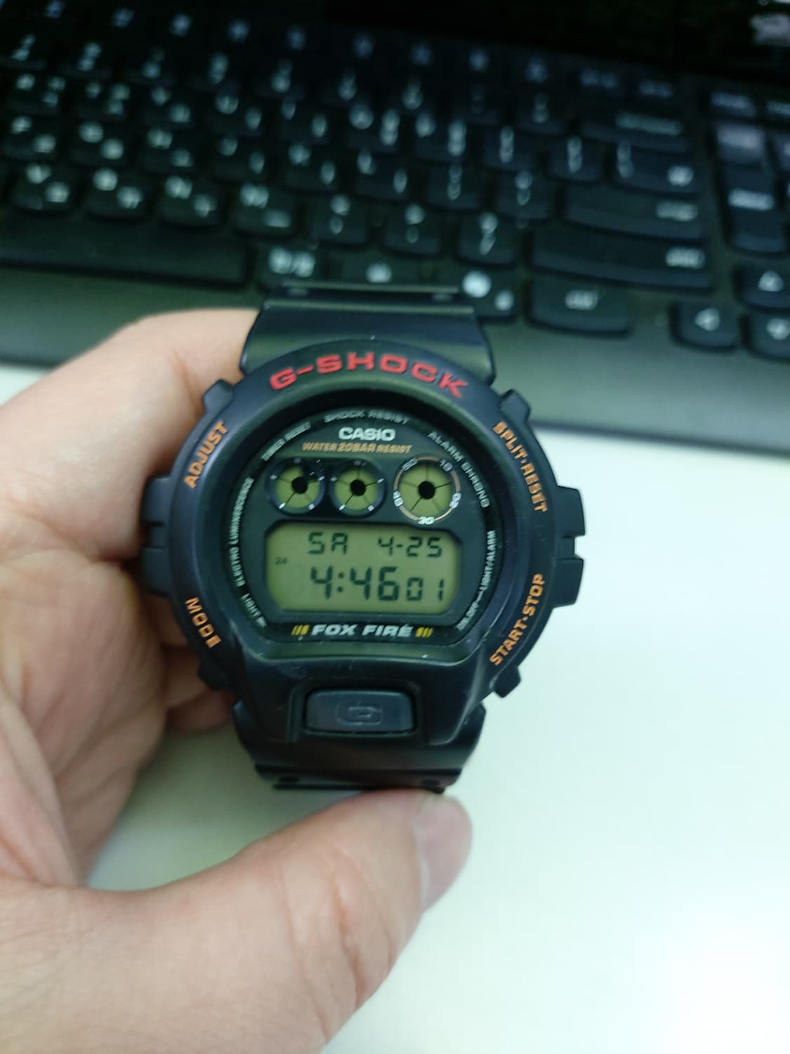 블랙 색상의 카시오 지샥 남성 시계 상품이미지1