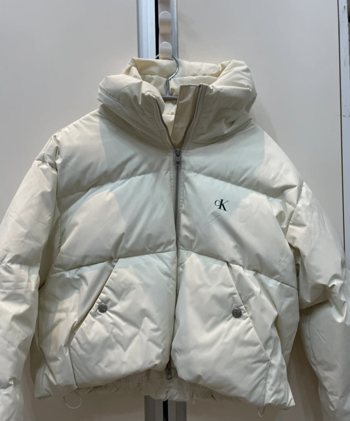 캘빈클라인 CK 화이트 패딩 XS 상품이미지3