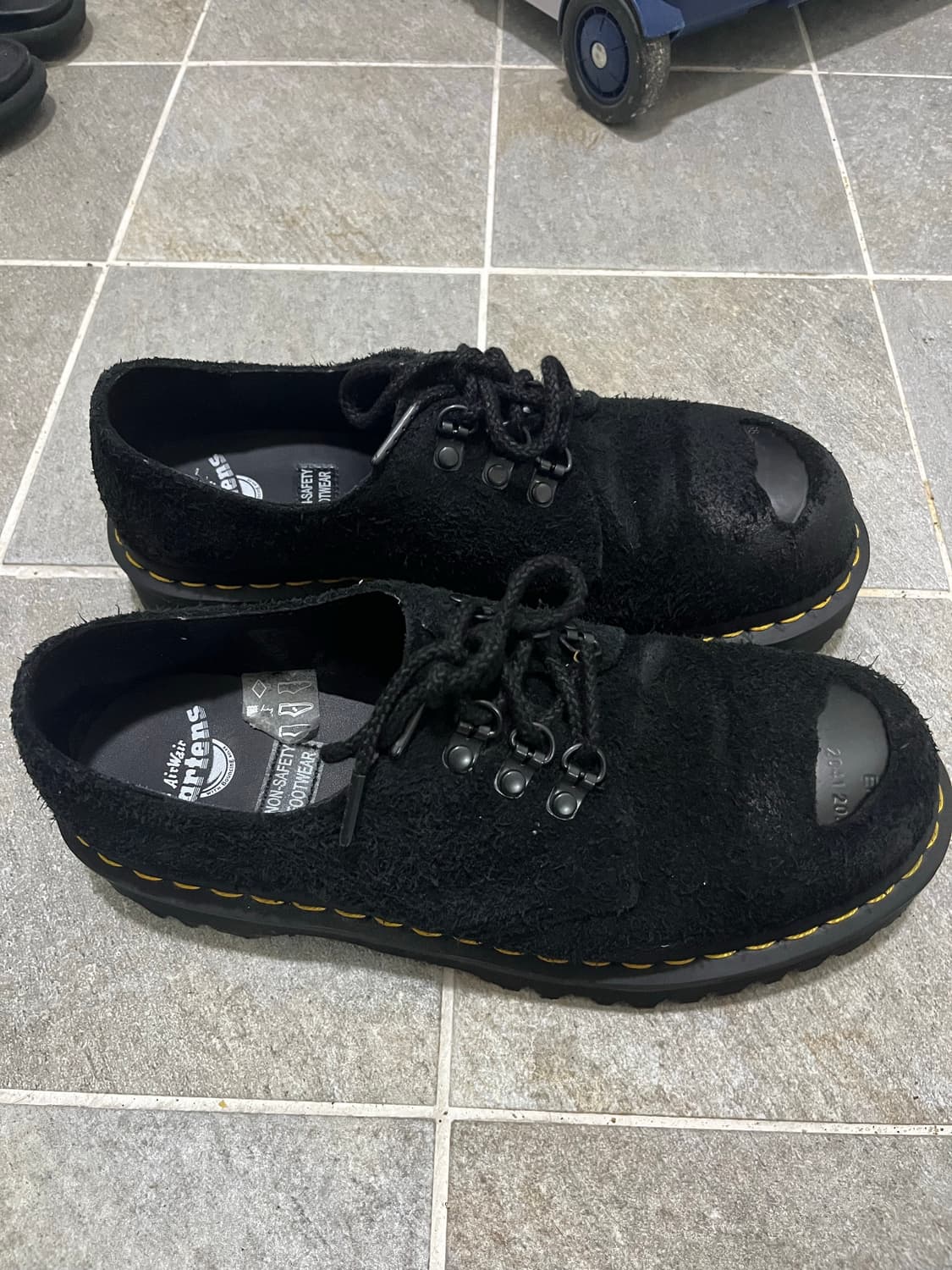 닥터마틴 스웨이드 스틸토 260 상품이미지2